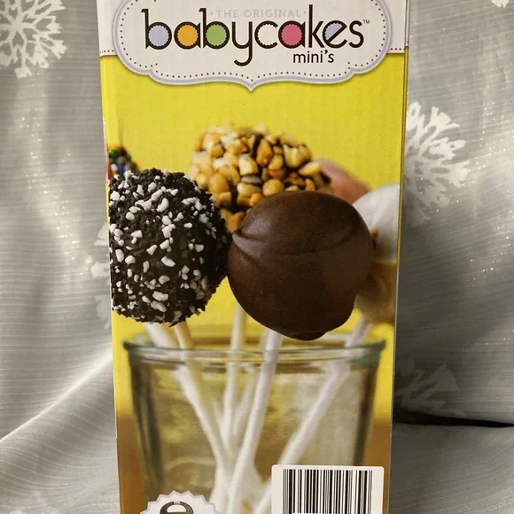 Babycakes Mini Cake Pop Maker - Purple - Picture 2 of 4